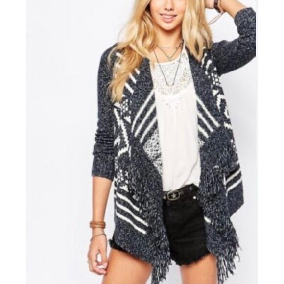 Hollister Sweaters - Hollister Gray Aztec Sweater Size S Open Front Cardigan Tassels Southwestern